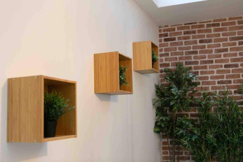 Loft De Courcaille - Balneo - Free Parking - Wifi Lägenhet Orléans Exteriör bild