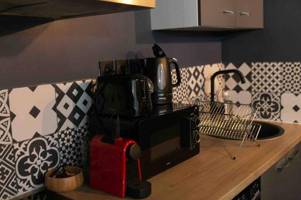 Loft De Courcaille - Balneo - Free Parking - Wifi Lägenhet Orléans Exteriör bild